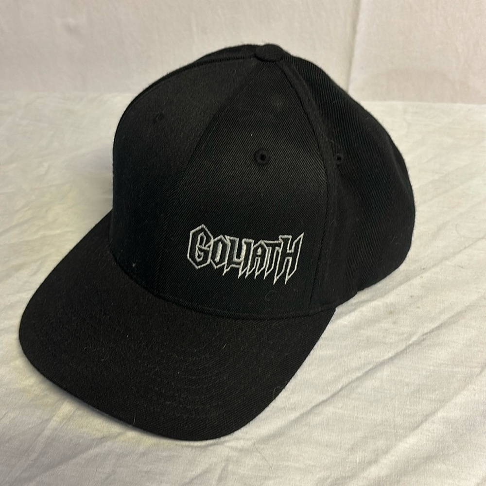 Goliath Energy Men’s Flexfit Fitted Cap Size Large/XL